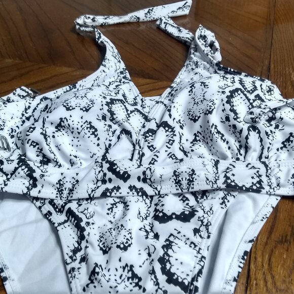 1 Pack Bikini - Picture 1 of 5